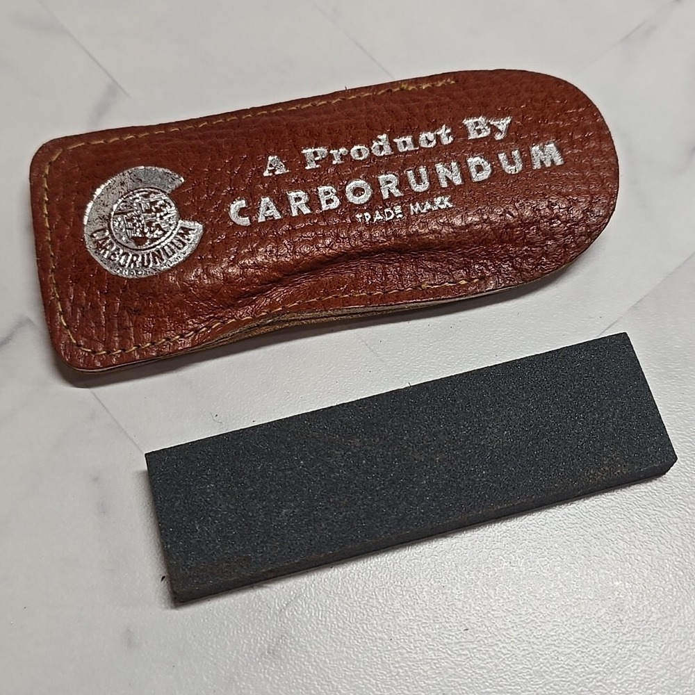 Vintage Genuine Carborundum Sharpening Stone In Leather Pouch